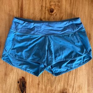 Women’s Lululemon Speed Up Low-Rise 2.5” shorts